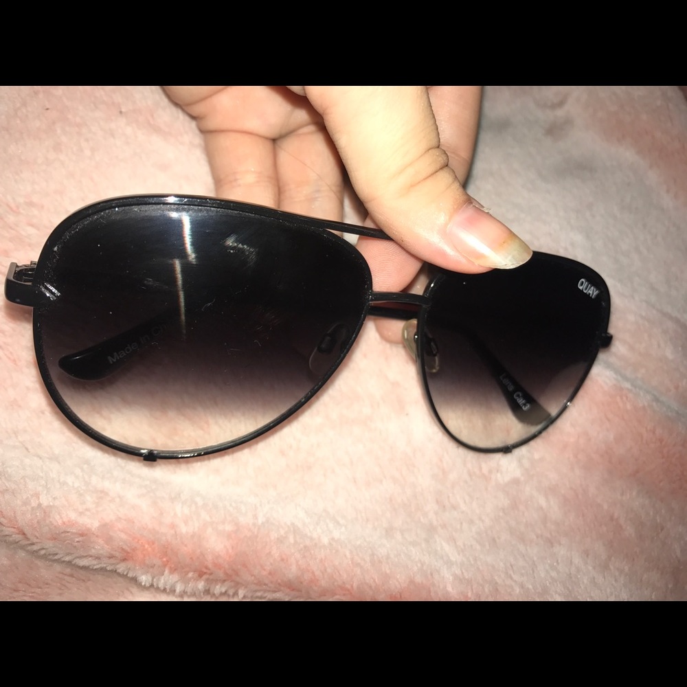 QuayxDesi Desi Perkins black high key fade